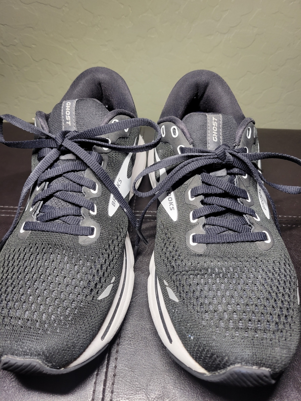 Brooks Ghost 15 Road Running Shoes Womens Size 8D(Wide)